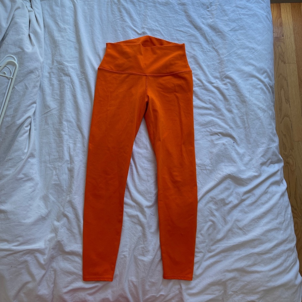 Alo yoga leggings